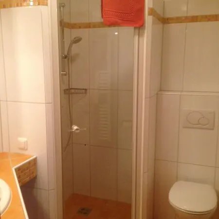 Konukevi Peterwirt 3*