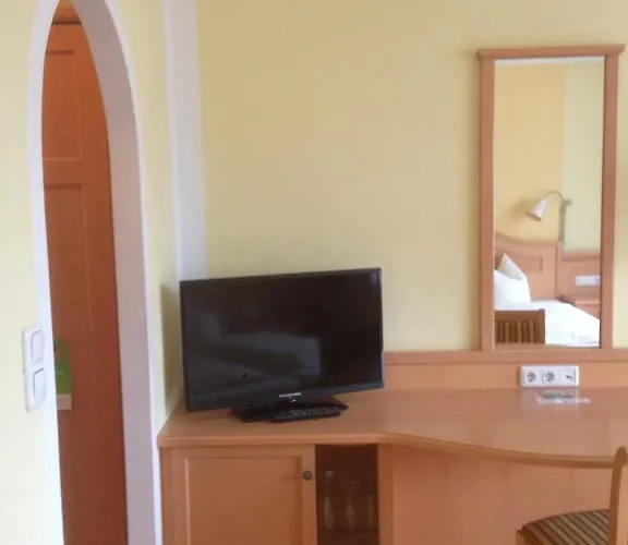 皮特维尔特旅馆 招待所 巴德米滕多夫